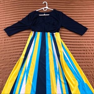 Blue/Yellow 3-Qtr sleeve printed V-Neck Maxi